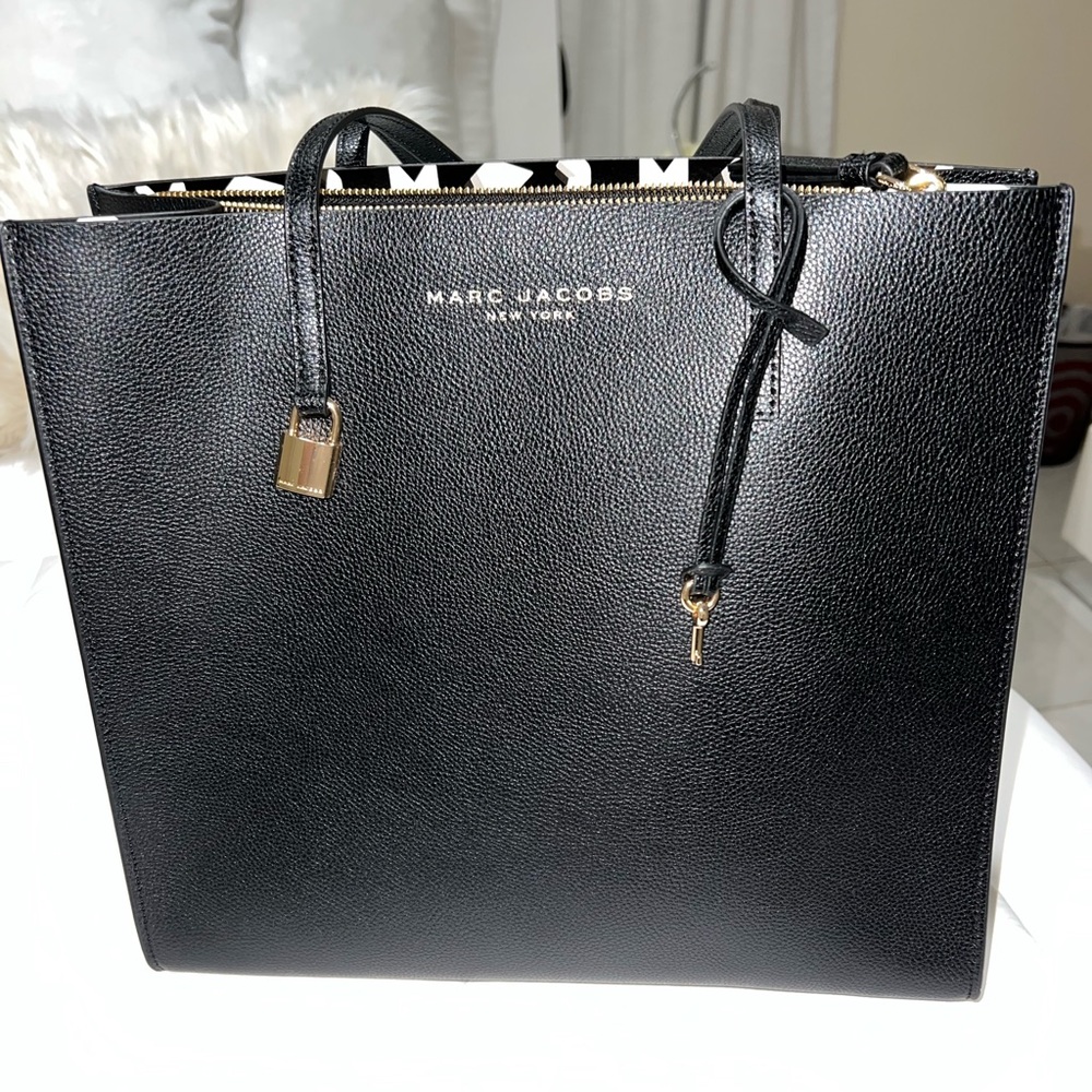 NWT Marc Jacobs Grind Tote
